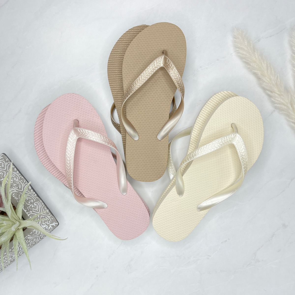 Gold, Champagne & Rose Gold Flip Flops in Bulk, 60 pairs