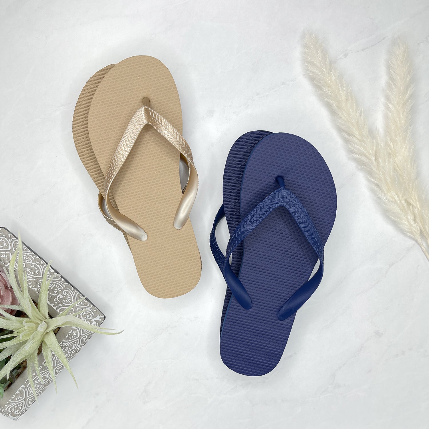 Gold & Navy Flip Flops in Bulk, 40 pairs