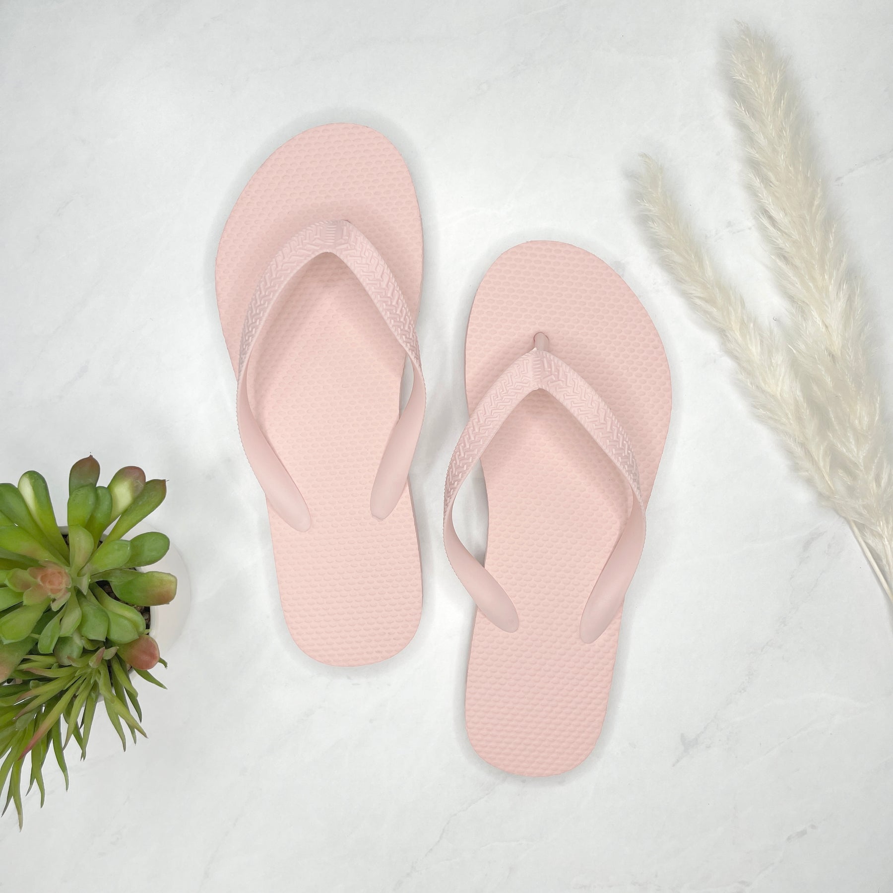 Blush Flip Flops in Bulk, 20 Pairs