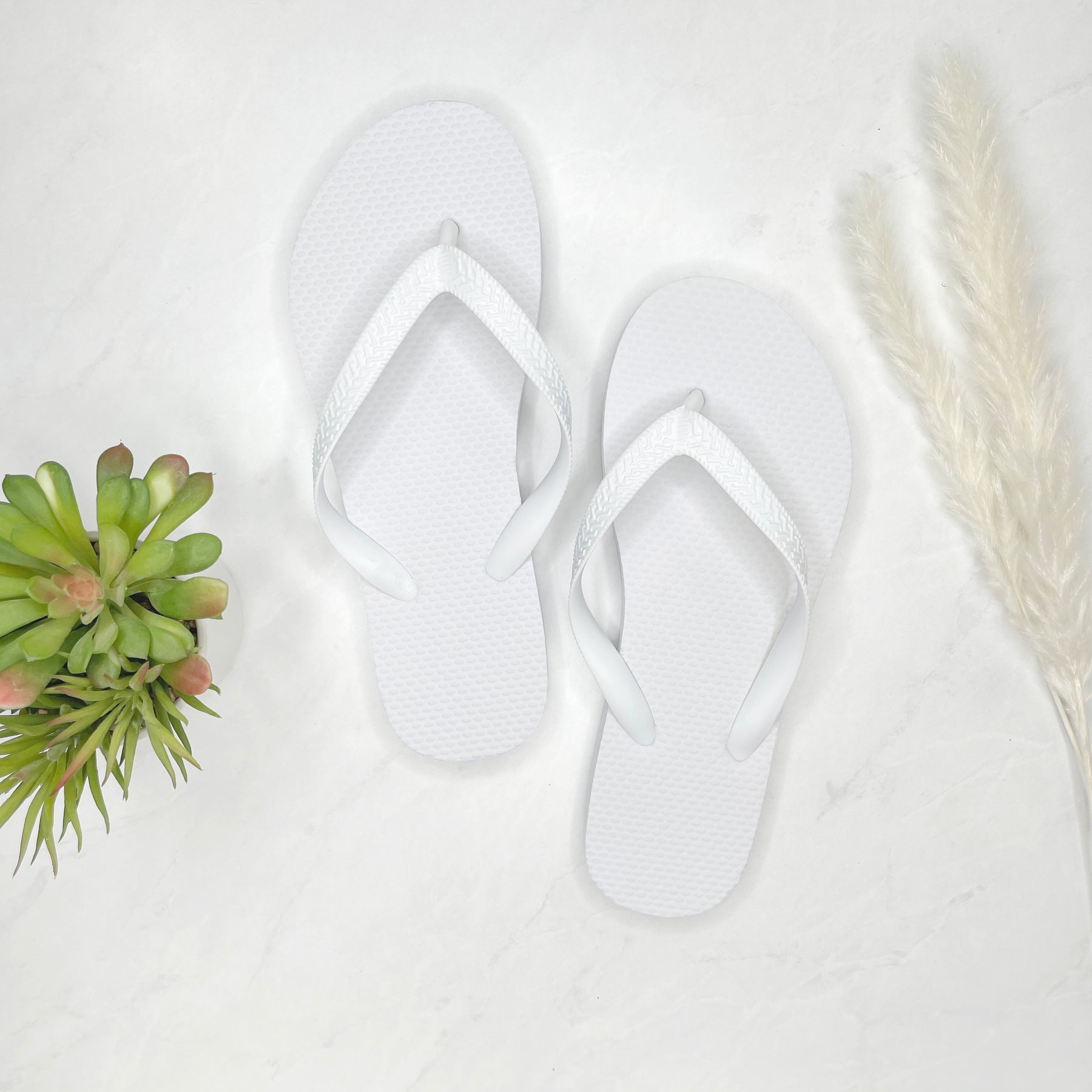 White Flip Flops in Bulk, 20 Pairs