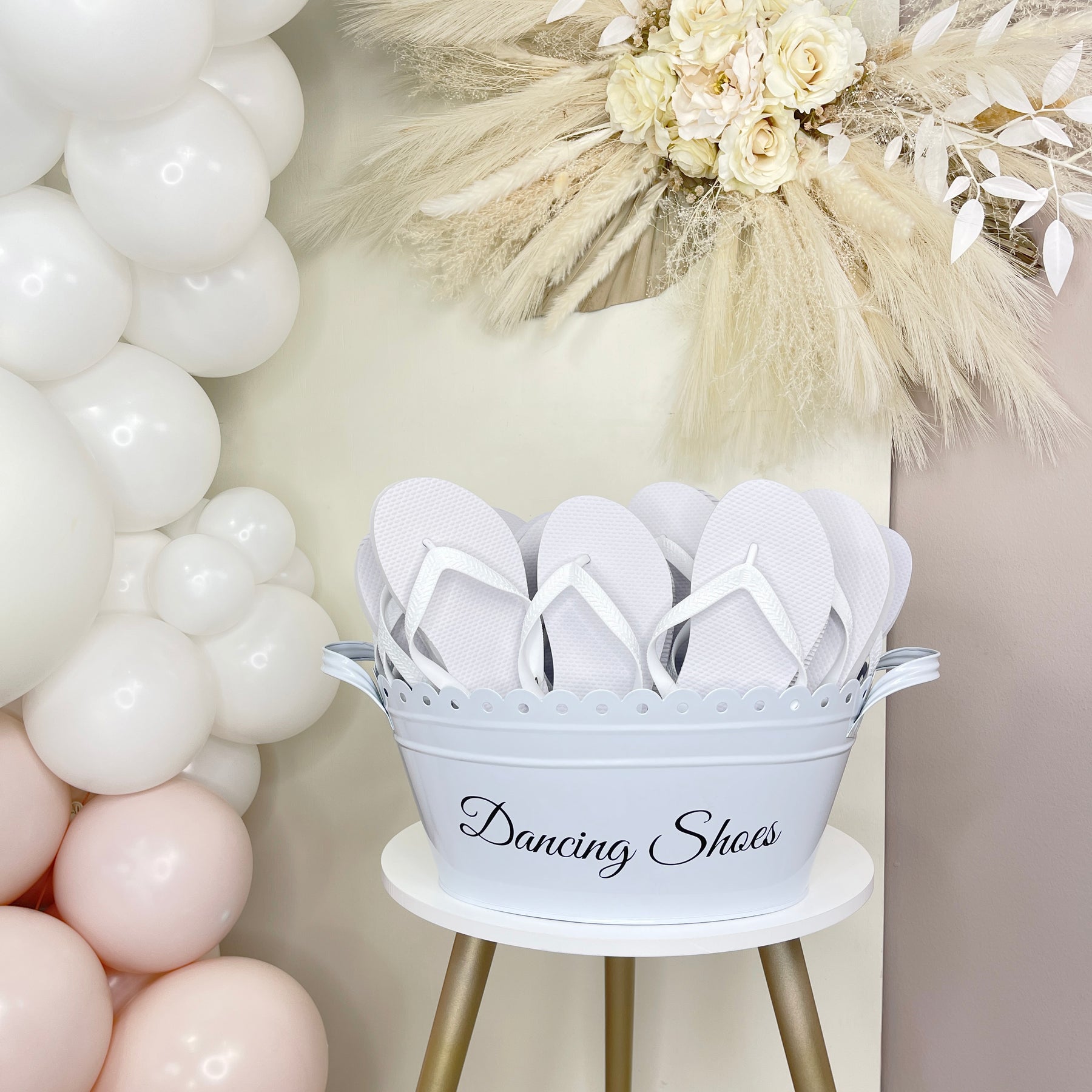 White Flip Flops in Bulk, 20 Pairs