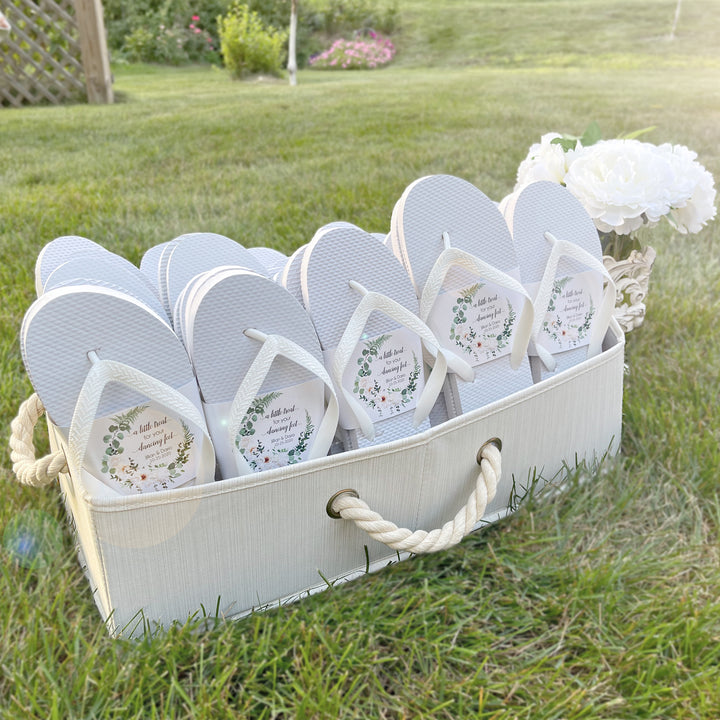 Wedding Flip Flops with Personalized Flip Flop Tag - Set of 6 (White) -  Famous Favors