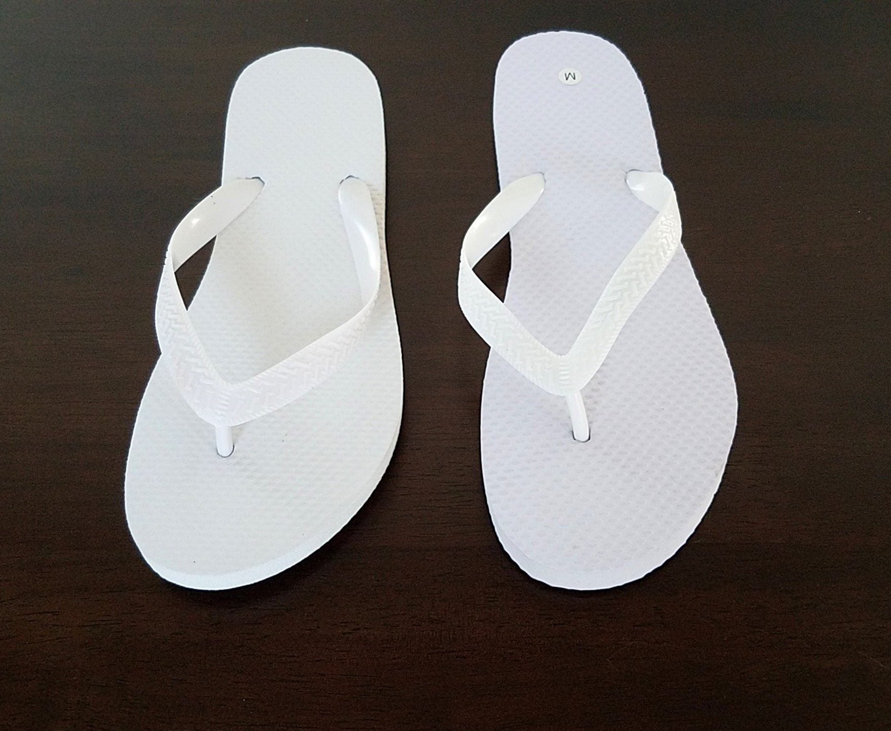 Whimsical White Flip Flops - 24 Pairs - Reception Flip Flops