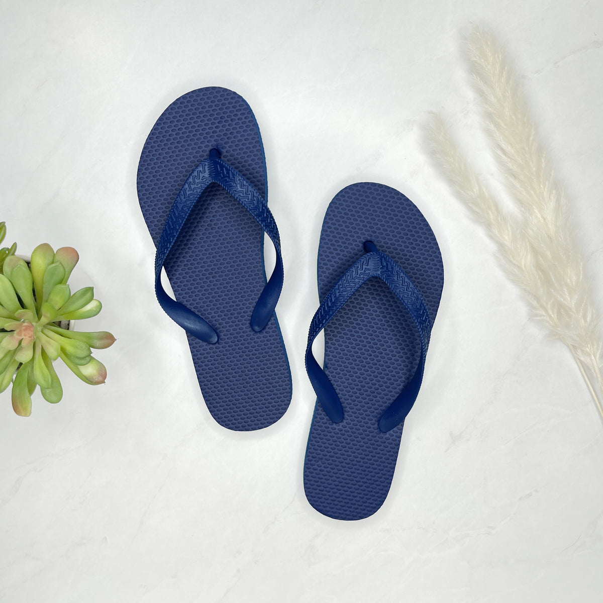 Navy Flip Flops in Bulk, 20 Pairs